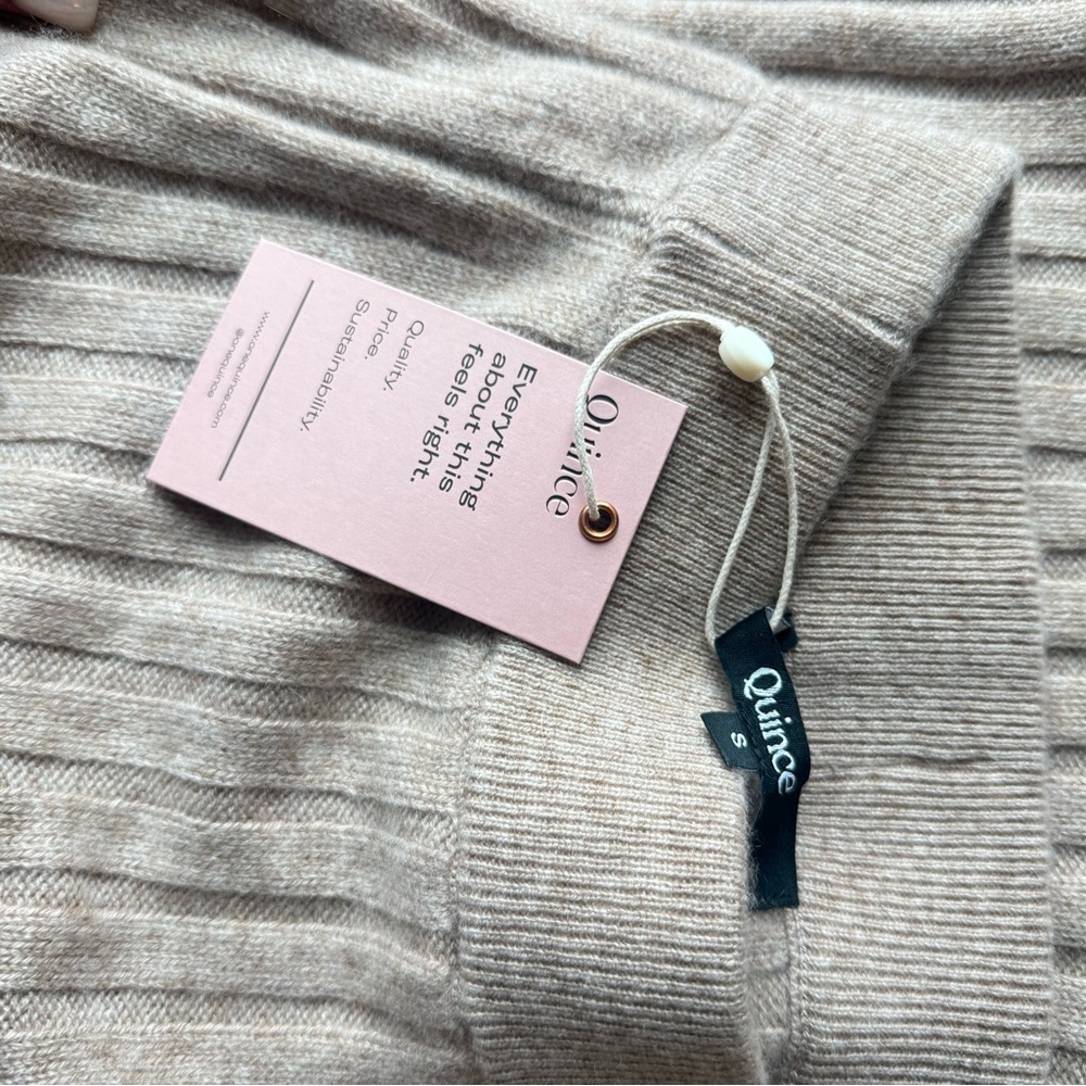 Quince Mongolian cashmere skirt and tank set in oatmeal